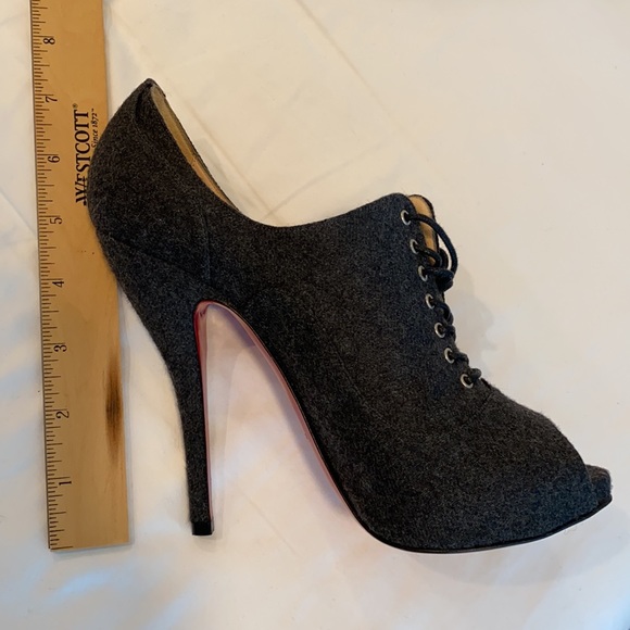 Christian Louboutin shoes Lady Derby 120 Flannel - Picture 9 of 9